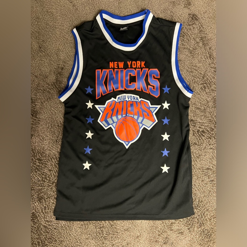 Knicks jersey size M